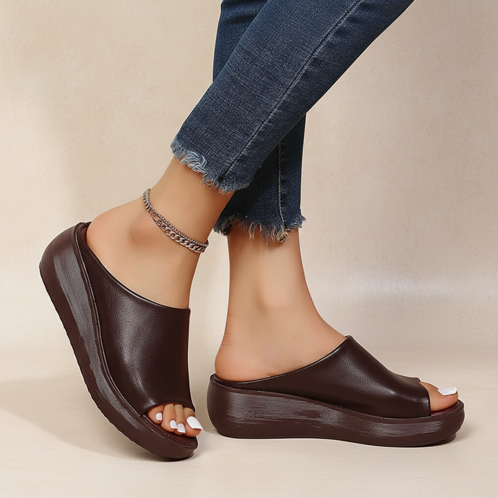 Elsie - Orthopaedic Sandals