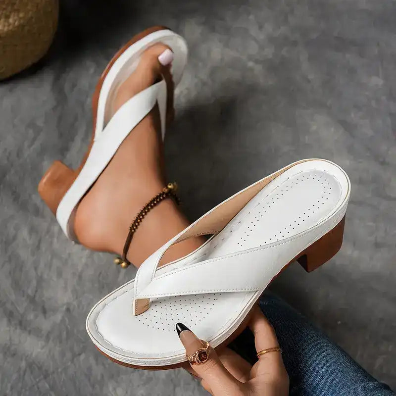 Yasmin - Elegant Relaxed Sandals