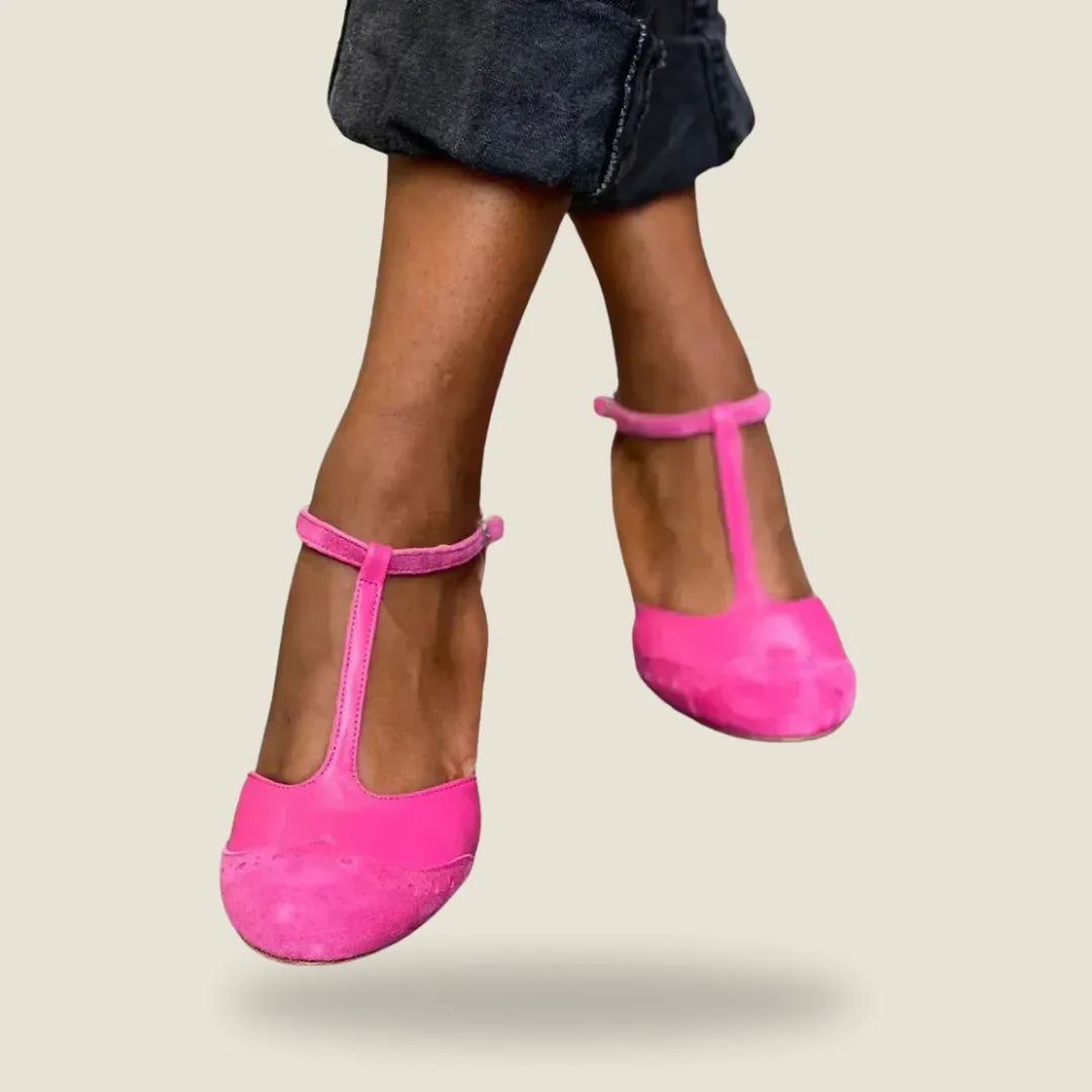 Dakota | T-Bar Strap Closed Sandal